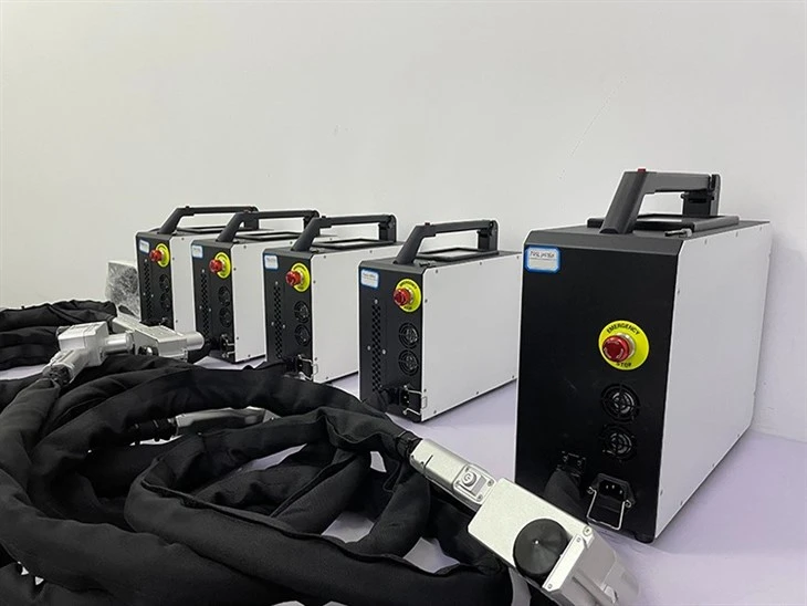100w-Backpack Laser Cleaning Machine